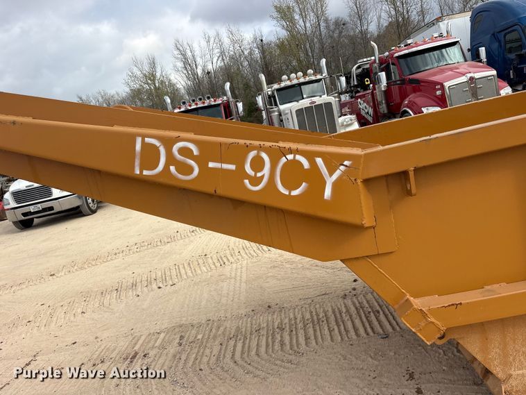 image for item ES8633 Bedding box