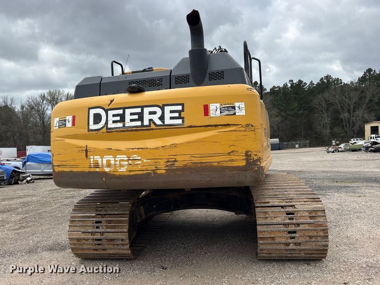 image for item ES8634 2018 John Deere 210G LC excavator