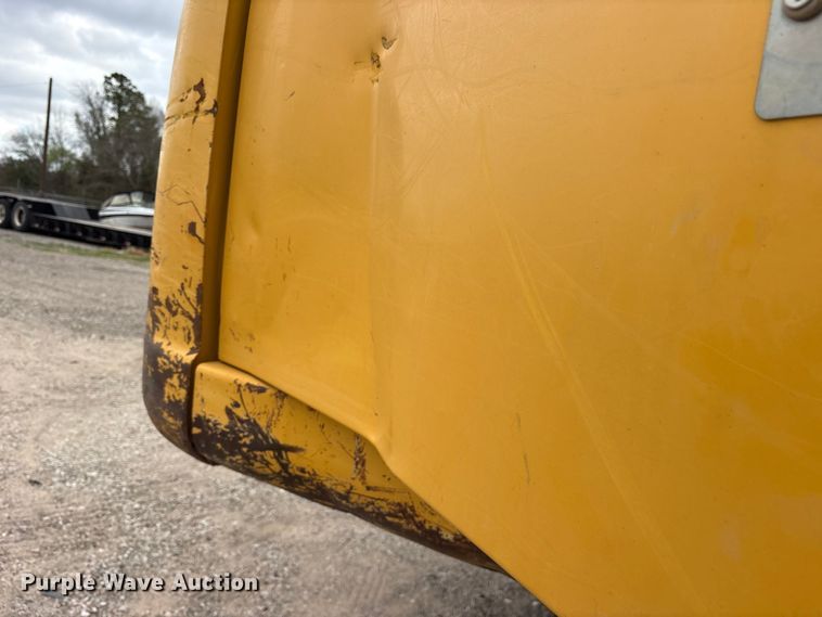 image for item ES8634 2018 John Deere 210G LC excavator