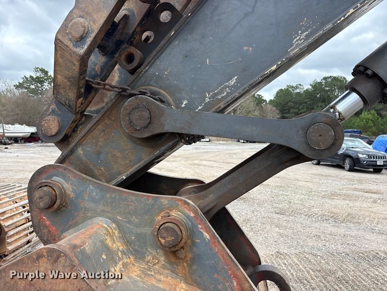 image for item ES8634 2018 John Deere 210G LC excavator