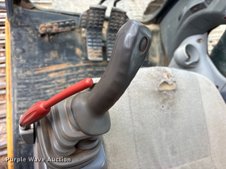 image for item ES8634 2018 John Deere 210G LC excavator