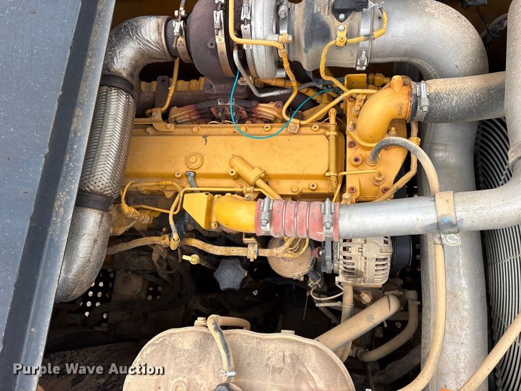 image for item ES8634 2018 John Deere 210G LC excavator