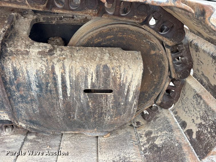 image for item ES8634 2018 John Deere 210G LC excavator