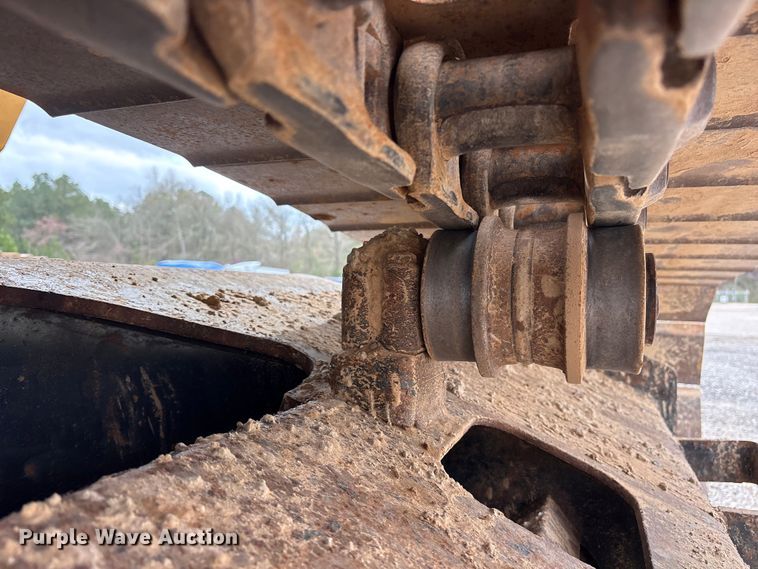 image for item ES8634 2018 John Deere 210G LC excavator