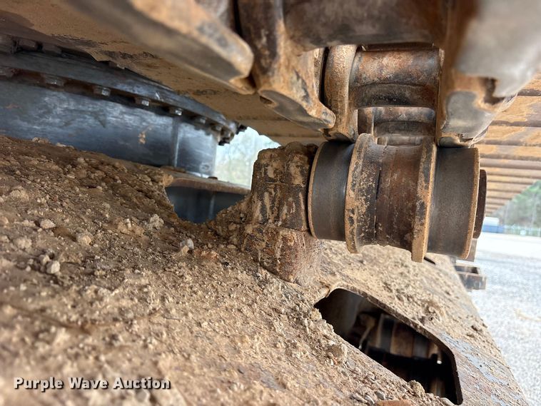 image for item ES8634 2018 John Deere 210G LC excavator