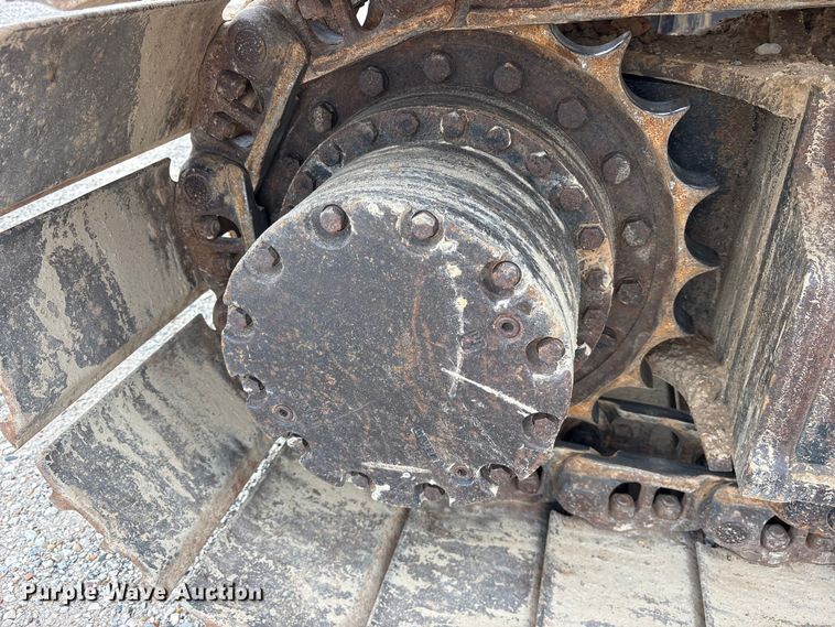 image for item ES8634 2018 John Deere 210G LC excavator