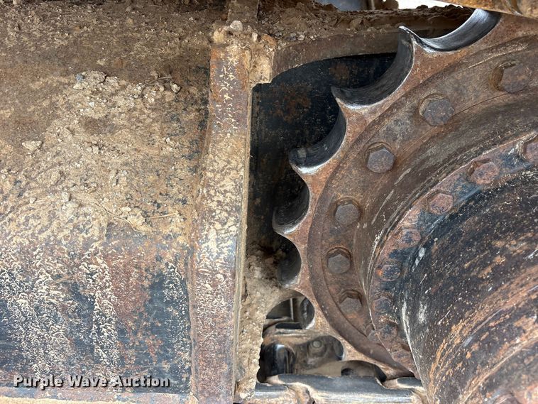 image for item ES8634 2018 John Deere 210G LC excavator