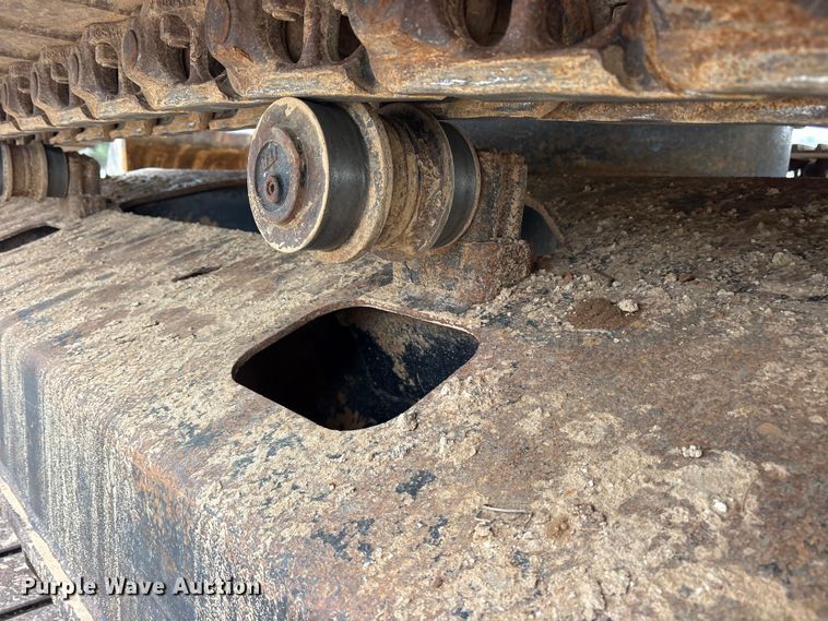 image for item ES8634 2018 John Deere 210G LC excavator