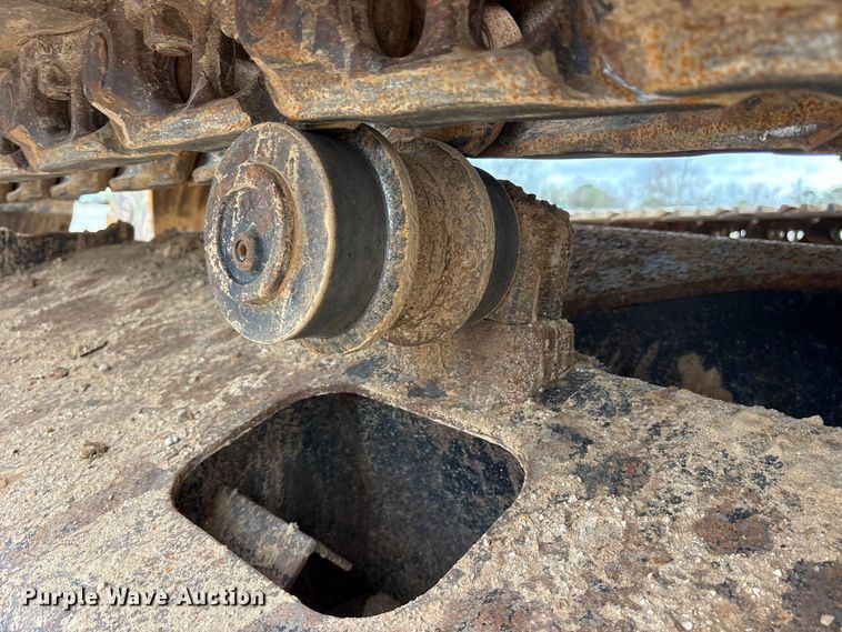 image for item ES8634 2018 John Deere 210G LC excavator