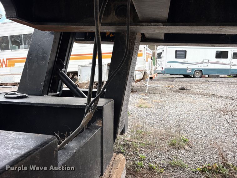 image for item ES8635 2015 True Texan Mfg lowboy equipment trailer