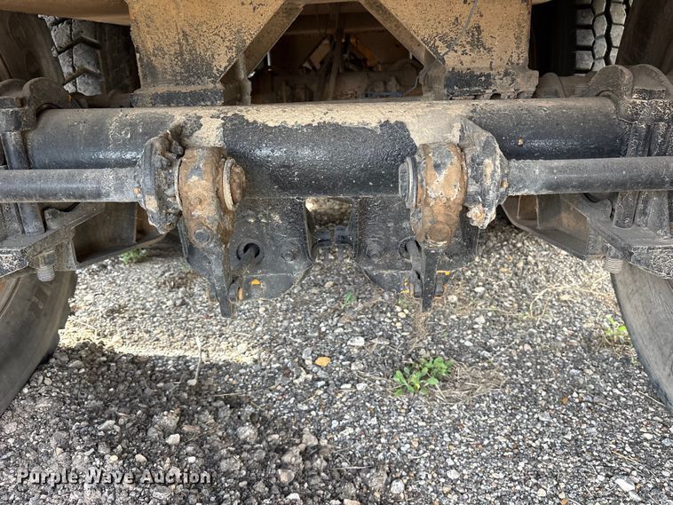 image for item ES8635 2015 True Texan Mfg lowboy equipment trailer