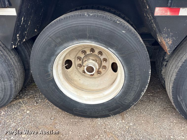 image for item ES8635 2015 True Texan Mfg lowboy equipment trailer