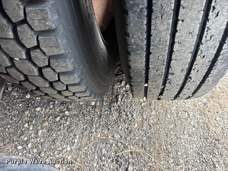 image for item ES8635 2015 True Texan Mfg lowboy equipment trailer