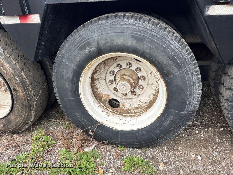 image for item ES8635 2015 True Texan Mfg lowboy equipment trailer