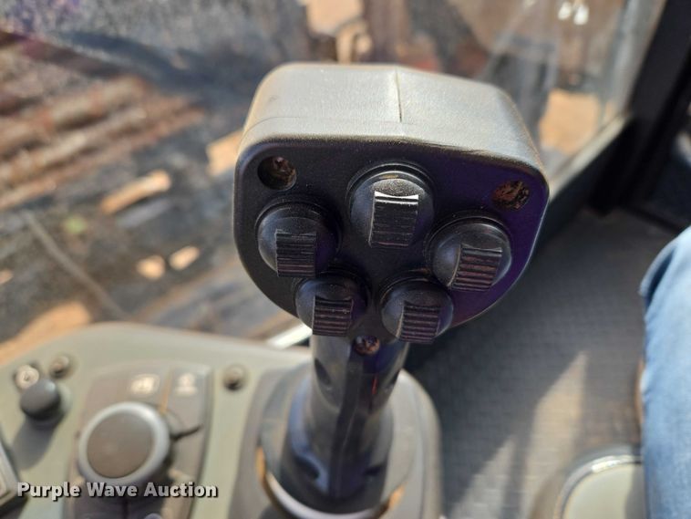 image for item ET1353 2017 Ditch Witch JT40 directional boring unit