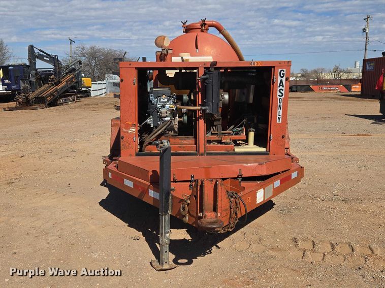 image for item ET1354 2005 Ditch Witch FX30S vacuum excavator