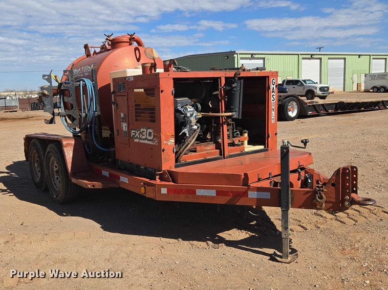 image for item ET1354 2005 Ditch Witch FX30S vacuum excavator