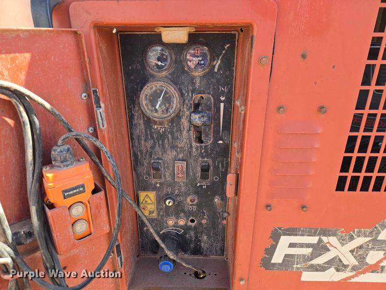 image for item ET1354 2005 Ditch Witch FX30S vacuum excavator