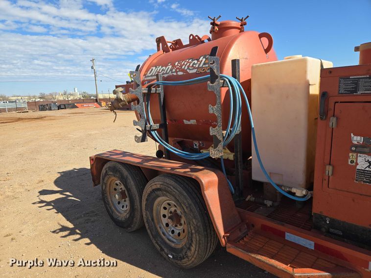 image for item ET1354 2005 Ditch Witch FX30S vacuum excavator