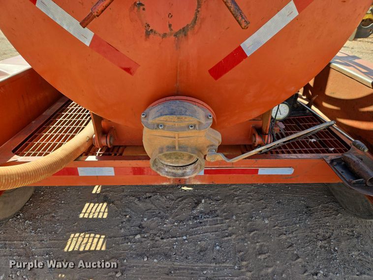 image for item ET1354 2005 Ditch Witch FX30S vacuum excavator