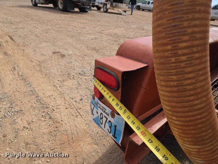 image for item ET1354 2005 Ditch Witch FX30S vacuum excavator