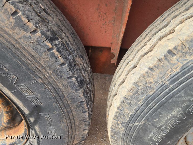 image for item ET1354 2005 Ditch Witch FX30S vacuum excavator