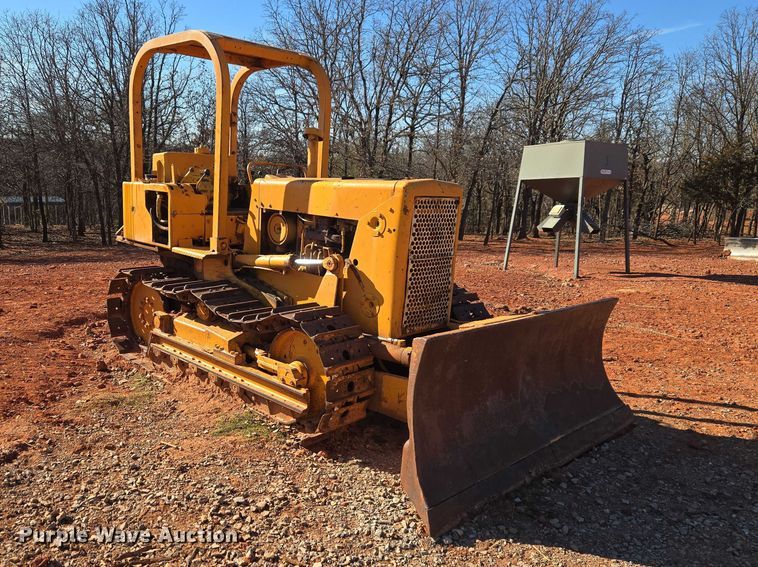 image for item ET1372 1979 International TD7E dozer