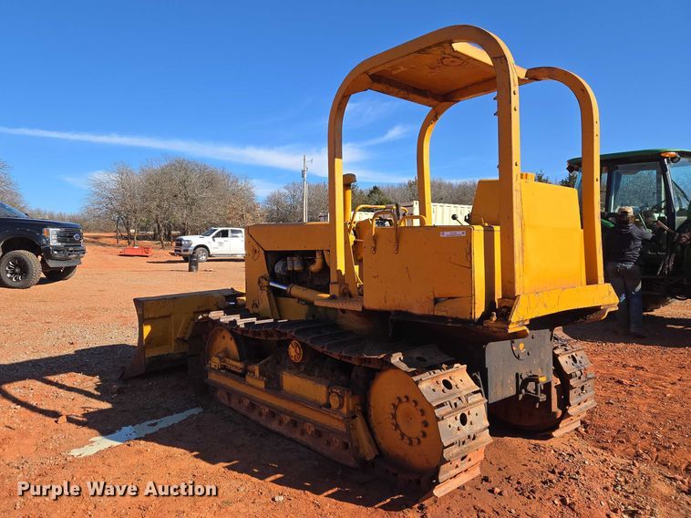 image for item ET1372 1979 International TD7E dozer