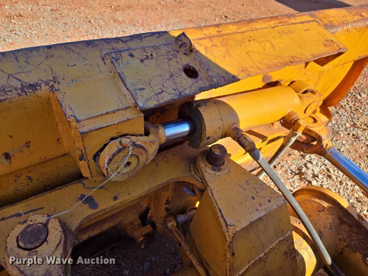 image for item ET1372 1979 International TD7E dozer