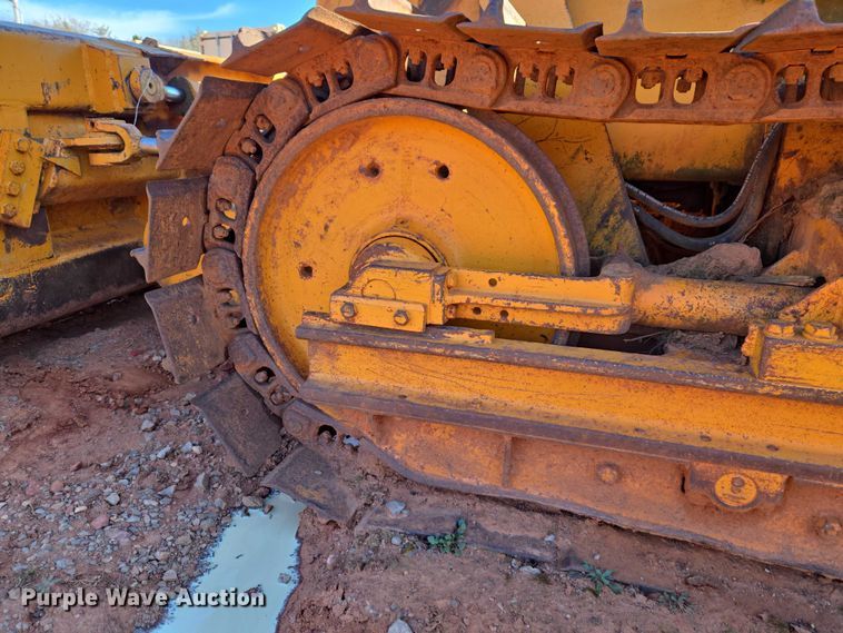 image for item ET1372 1979 International TD7E dozer