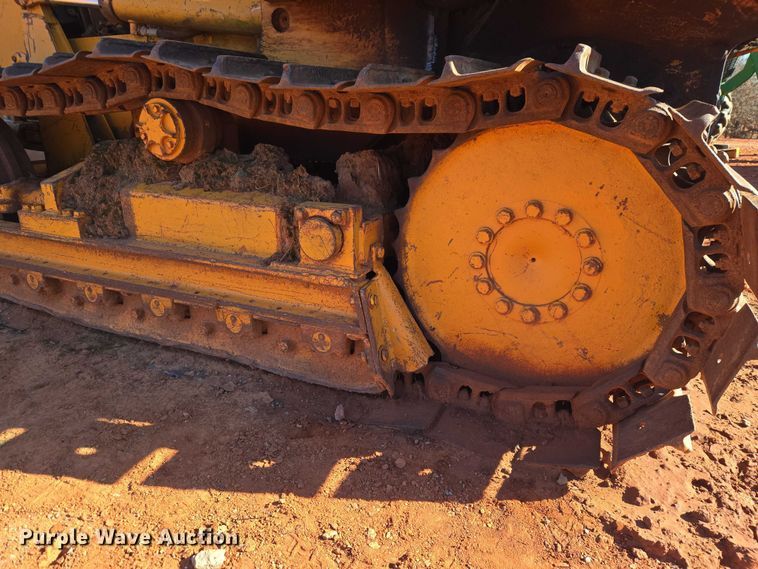 image for item ET1372 1979 International TD7E dozer