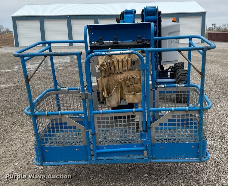 image for item ET1554 2014 Genie Z-45/25J boom lift