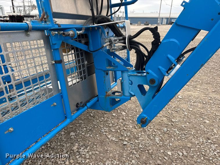 image for item ET1554 2014 Genie Z-45/25J boom lift