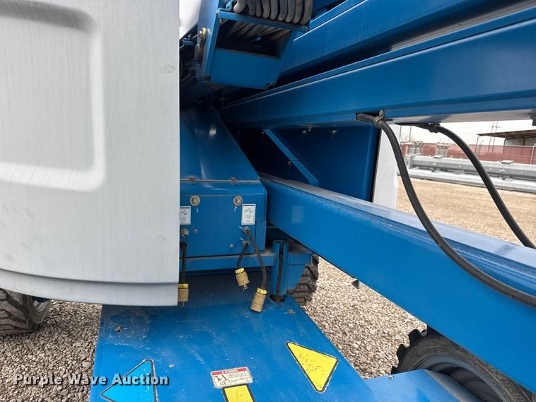 image for item ET1554 2014 Genie Z-45/25J boom lift