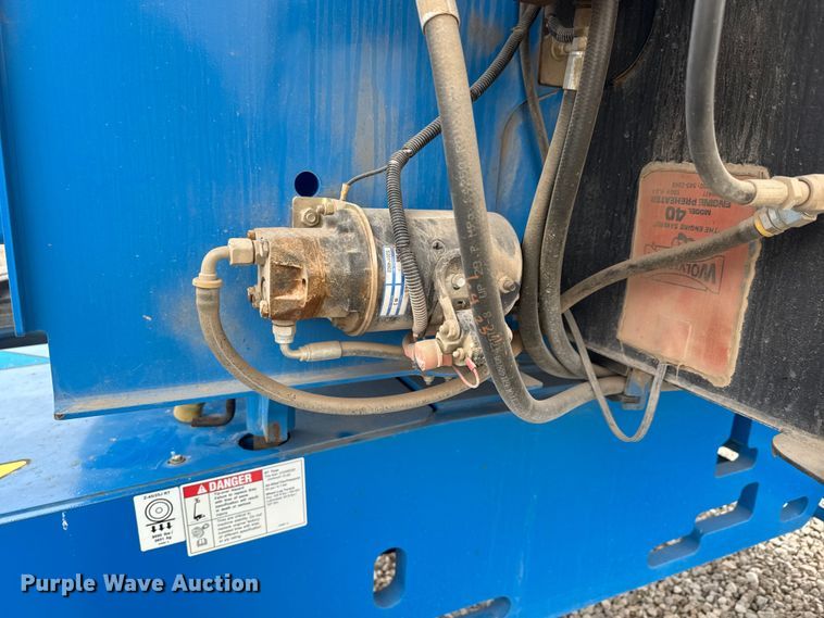 image for item ET1554 2014 Genie Z-45/25J boom lift