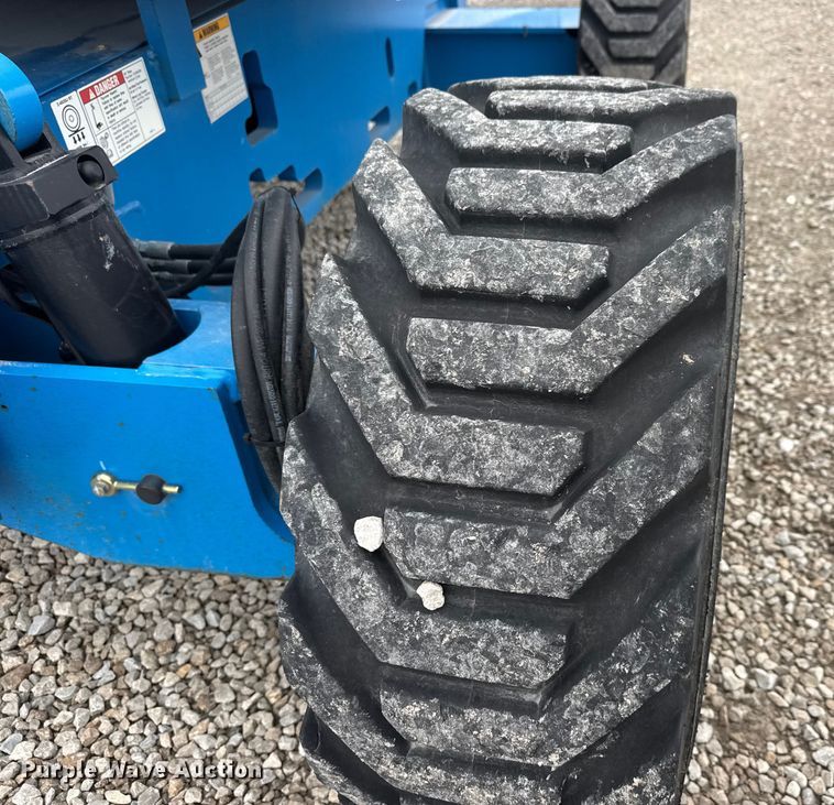 image for item ET1554 2014 Genie Z-45/25J boom lift