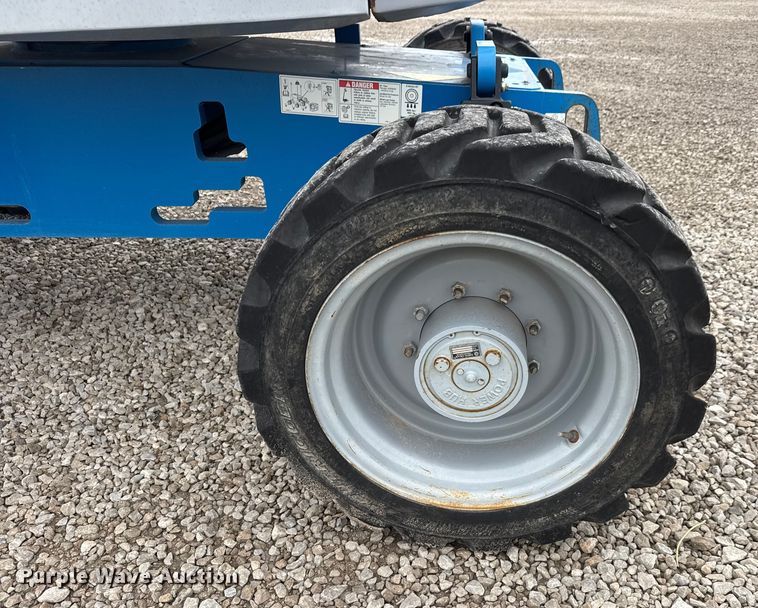 image for item ET1554 2014 Genie Z-45/25J boom lift