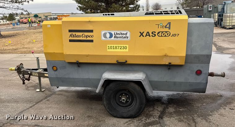 image for item ET1557 2013 Altas Copco XAS400JD7 Tier 4 air compressor