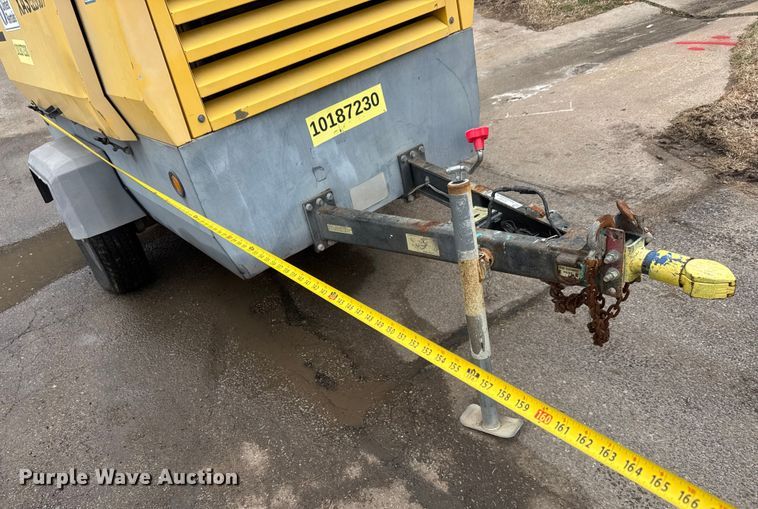 image for item ET1557 2013 Altas Copco XAS400JD7 Tier 4 air compressor