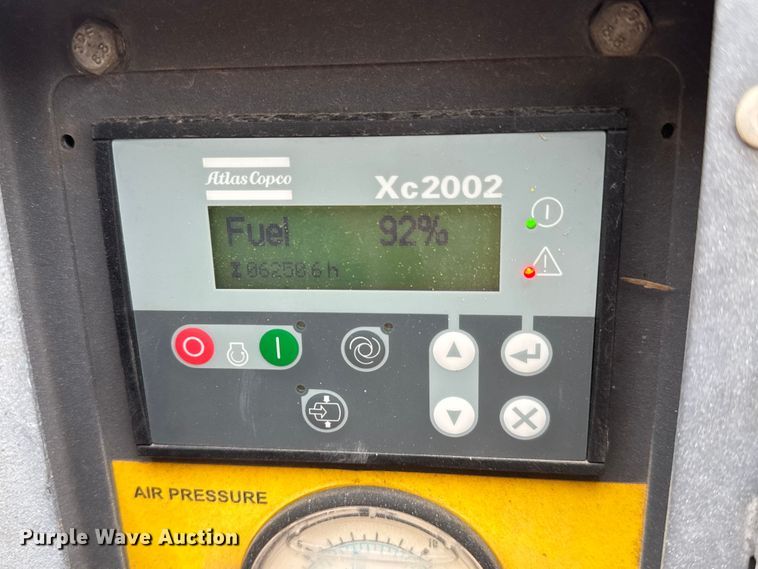 image for item ET1557 2013 Altas Copco XAS400JD7 Tier 4 air compressor