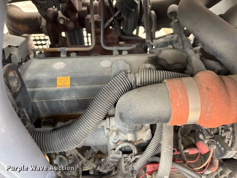 image for item ET1557 2013 Altas Copco XAS400JD7 Tier 4 air compressor