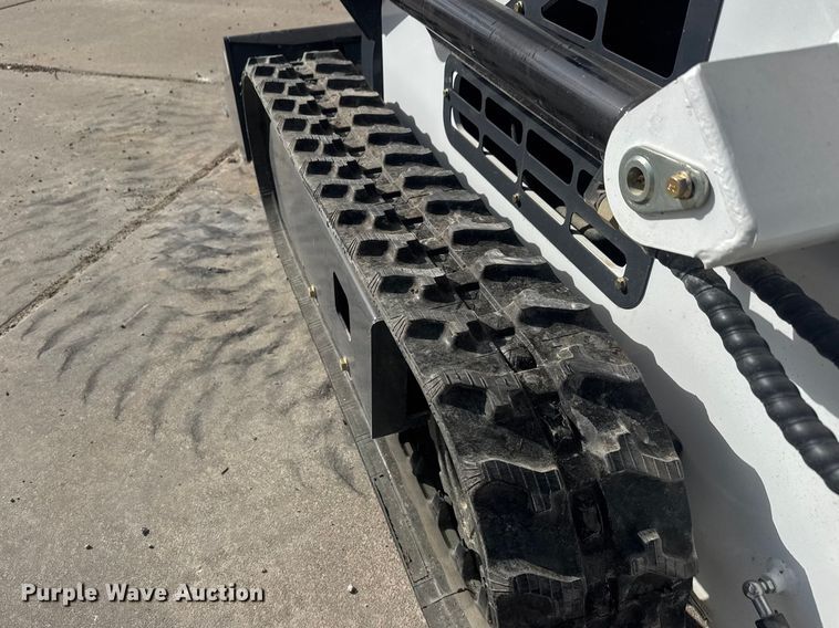 image for item ET1569 2024 JQ Power JQ400 compact utility loader