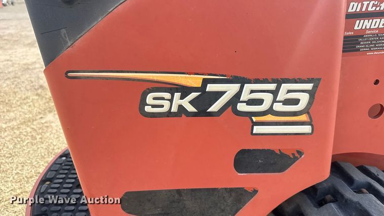 image for item ET1576 2014 Ditch Witch SK755 trencher