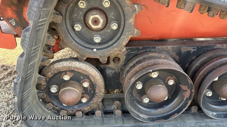 image for item ET1576 2014 Ditch Witch SK755 trencher