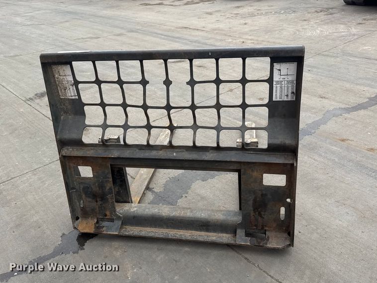 image for item ET1619 Bobcat skid steer forks