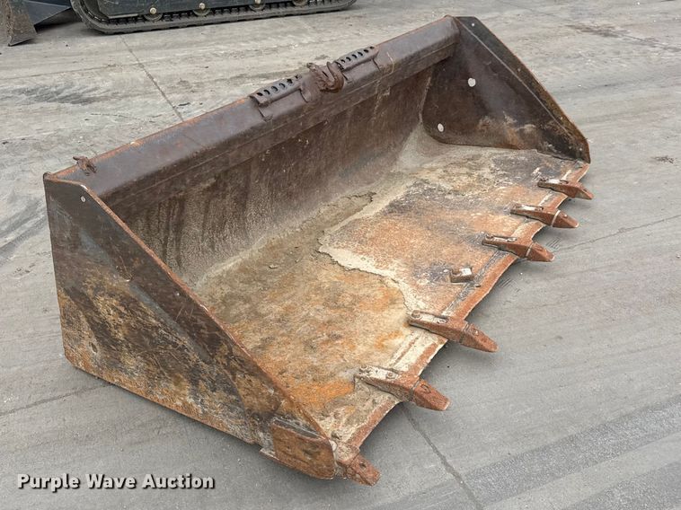 image for item ET1620 Bobcat skid steer bucket