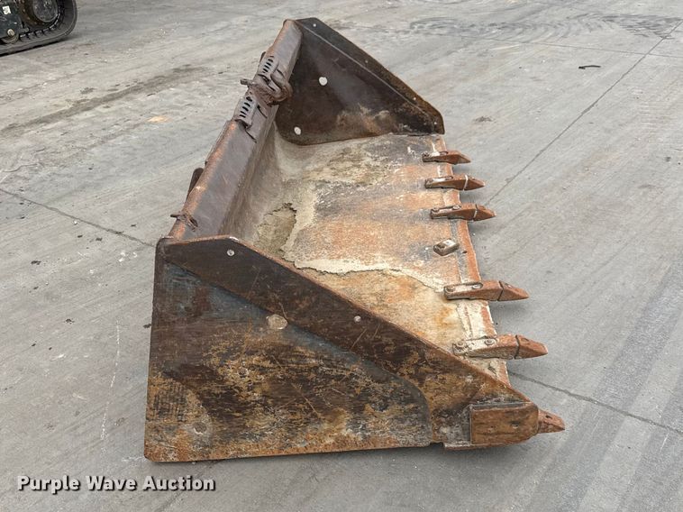 image for item ET1620 Bobcat skid steer bucket