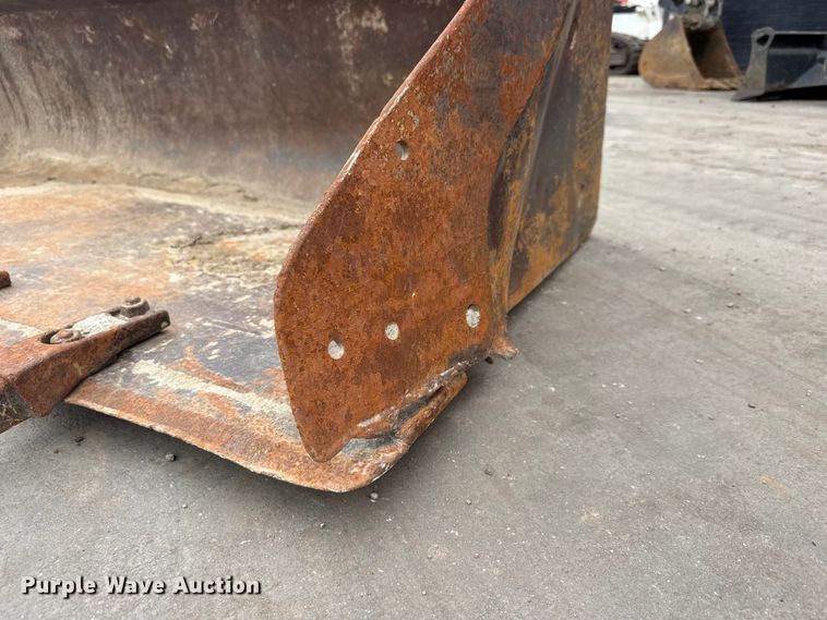 image for item ET1620 Bobcat skid steer bucket