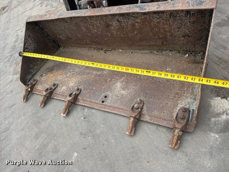 image for item ET1629 2020 Ditch Witch SK800 compact utility loader