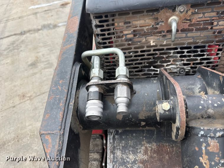 image for item ET1630 Toro TX427 compact utility loader